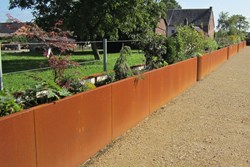Bac long en acier corten