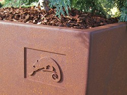 Pot de fleur corten cubique 3