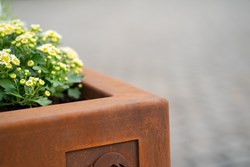 Pot de fleur acier corten