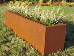 Pot de fleur corten rectangualire long 2